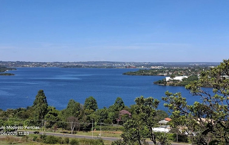Ch�cara - Venda Setor de Mans�es do Lago Note - Baras�lia DF