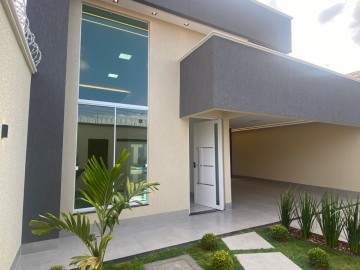CASA DE ALT�SSIMO PADR�O 3 QUARTOS, 2 SUITES, CHUR. PISCINA